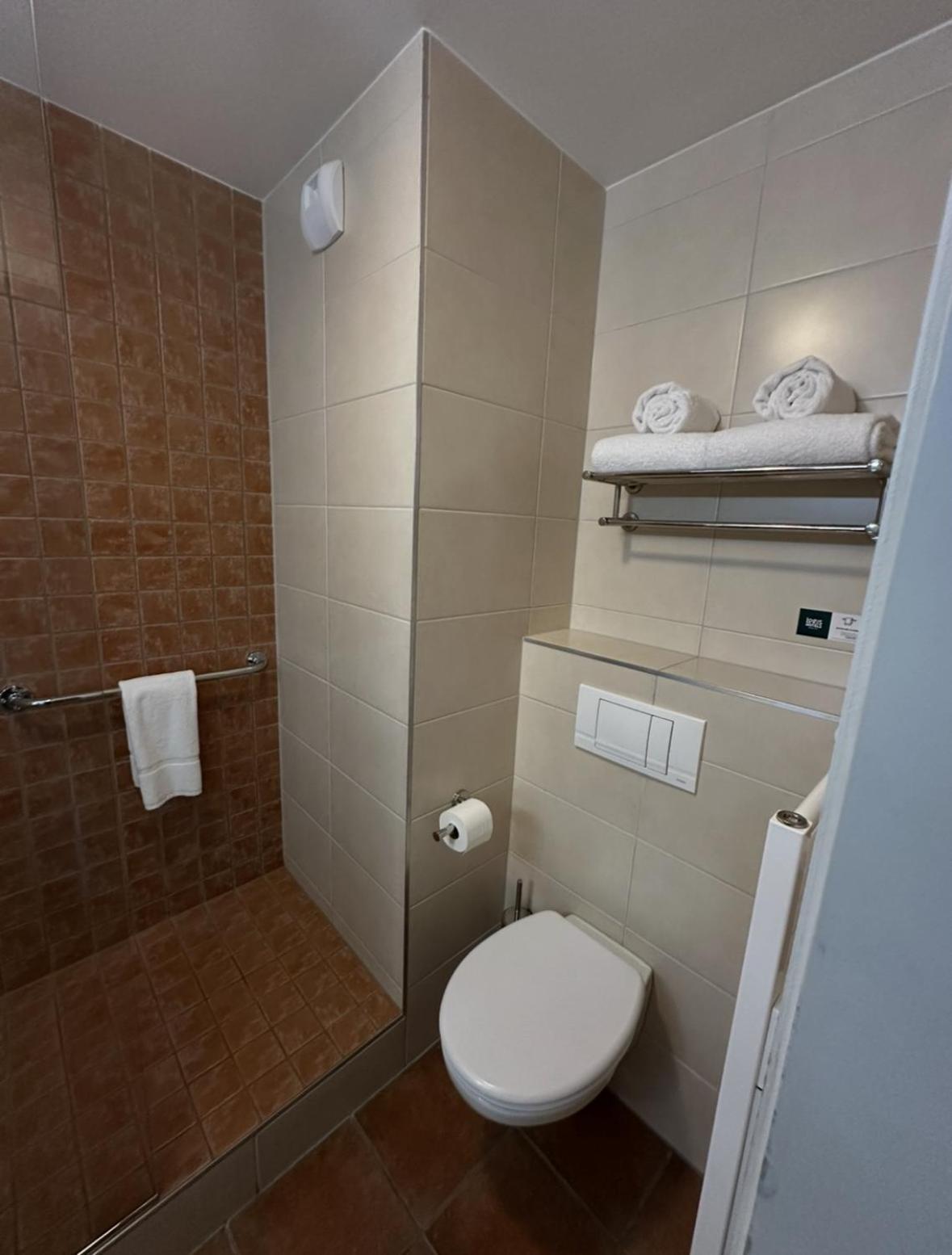 Hotel Colmar Vignes إِجويشا المظهر الخارجي الصورة